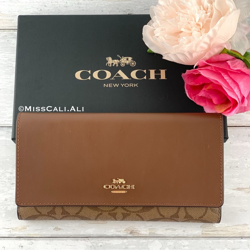 NWT COACH Slim Trifold Wallet In Signature Canvas - Saddle